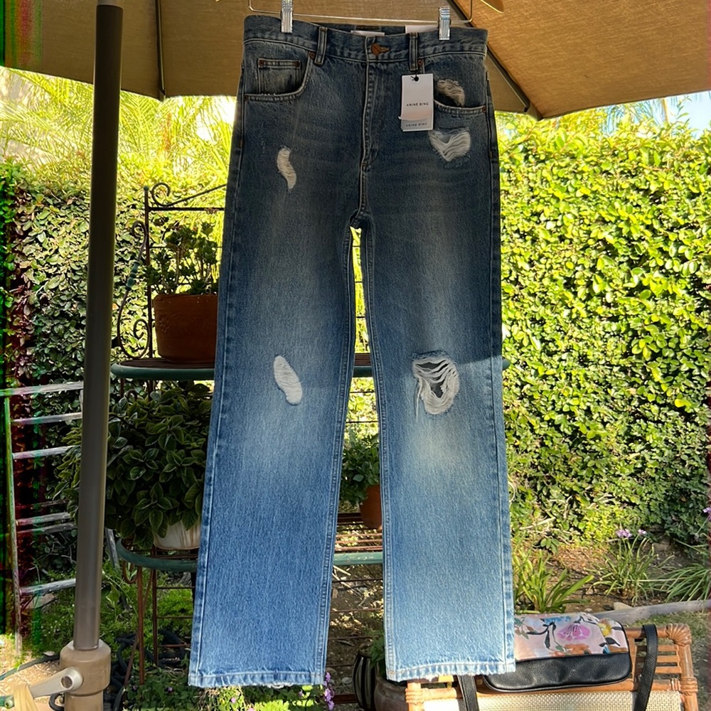 NWT’s Anine Bing size 28 Straight Leg Vintage Blue Jeans